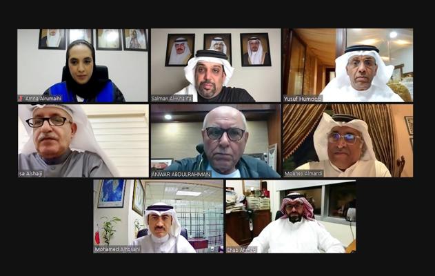 لدى لقائه رؤساء تحرير الصحف المحلية .. معالي وزير المالية والاقتصاد الوطني: مواصلة العمل على تحقيق الأهداف المنشودة رغم تحديات جائحة كورونا